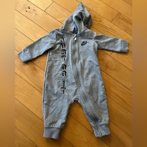 NIKE | 3-6 M Baby Bodysuit